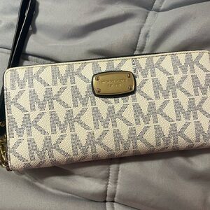 White and Blue Michael Kors Wristlet/Wallet